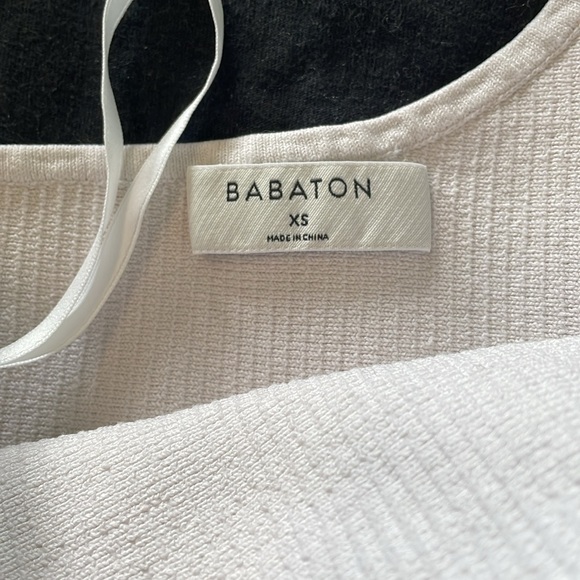 Babaton Sculpt Knit One Shoulder Crop Top - Picture 2 of 4